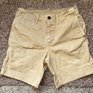 American Eagle Outfitters Men's Khaki Shorts